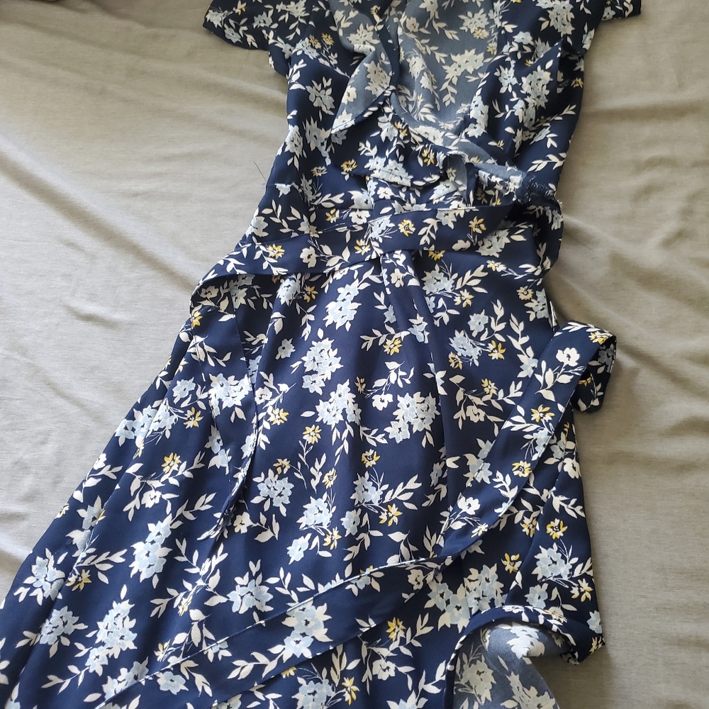 Dress. S.